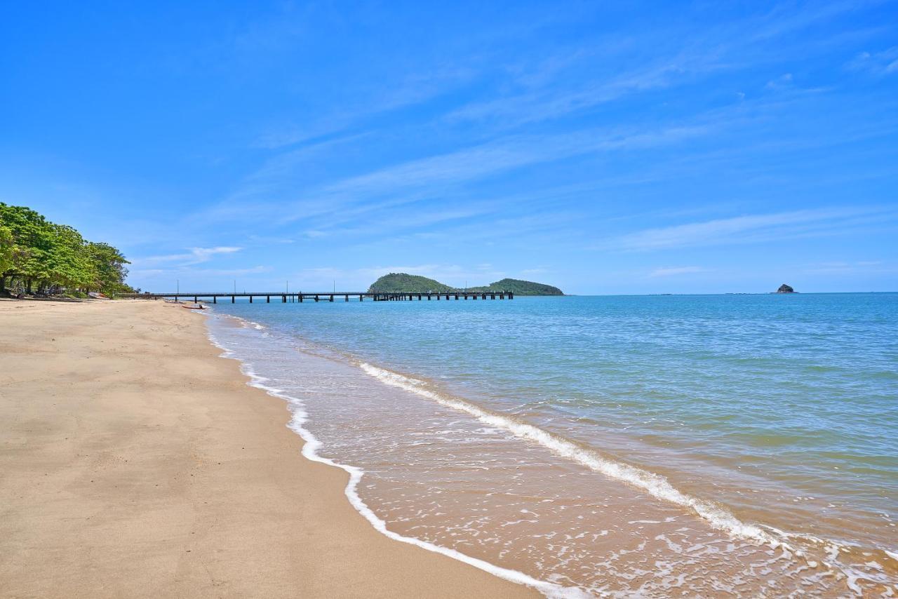 Alassio Beachfront Apartments Палм-Коув Экстерьер фото